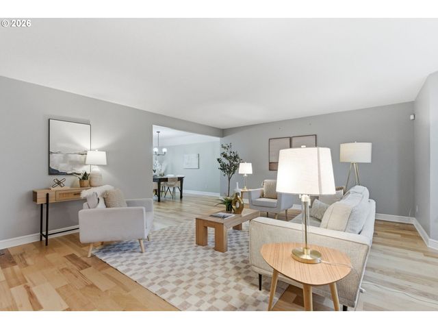 15975 Sw HAMPSHIRE Ter, Portland, OR 97224