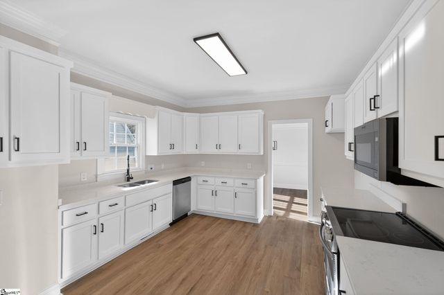 4 Dunrobin Lane, Simpsonville, SC 29681