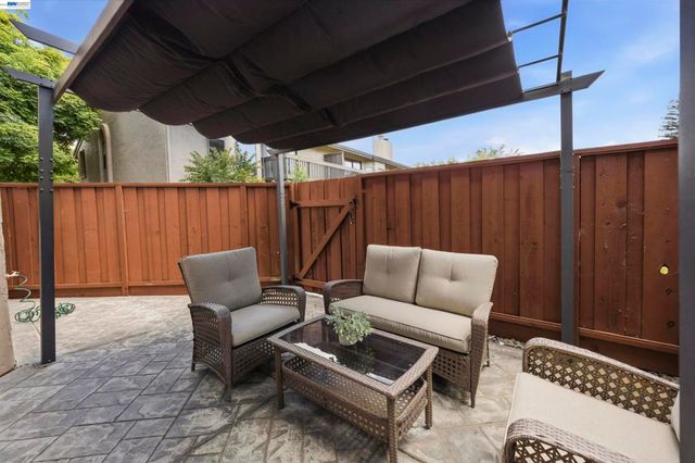 38759 Crane Ter, Fremont, CA 94536