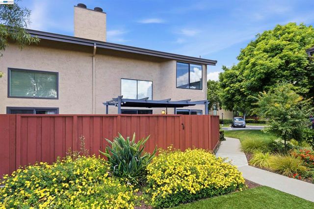 38759 Crane Ter, Fremont, CA 94536