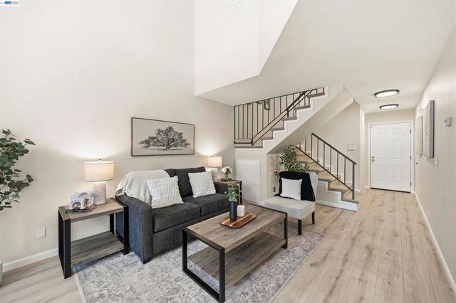 38759 Crane Ter, Fremont, CA 94536
