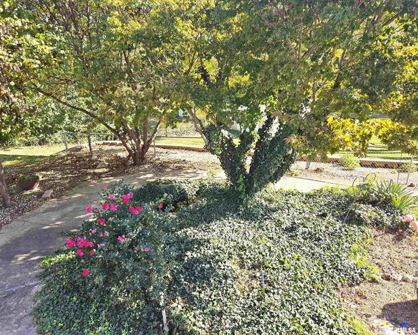 2131 W SUNNYBROOK Drive, Quincy, IL 62301