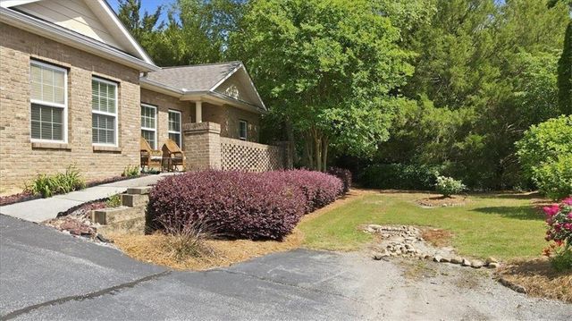 119 Villa Park Circle, Stone Mountain, GA 30087