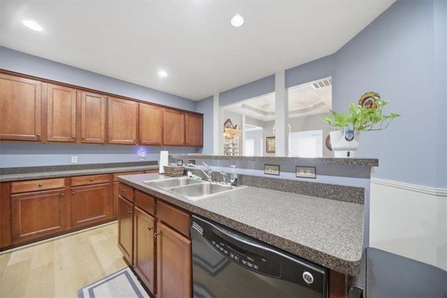 119 Villa Park Circle, Stone Mountain, GA 30087