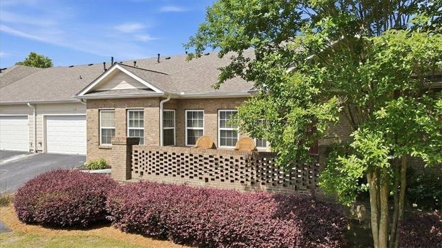 119 Villa Park Circle, Stone Mountain, GA 30087