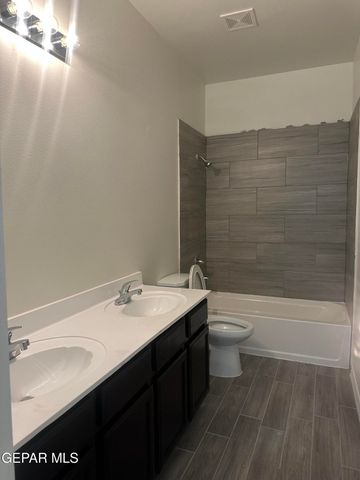 556 PASEO DULCE Avenue, El Paso, TX 79928