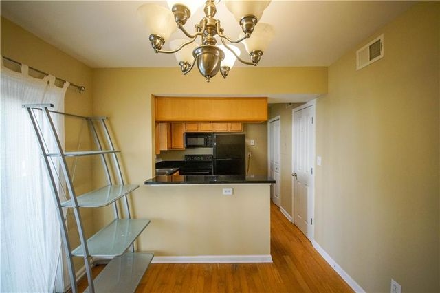 6940 Roswell Road C14, Atlanta, GA 30328