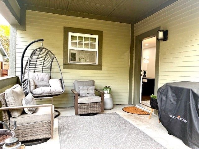 807 N Van Buren Avenue, Dallas, TX 75208