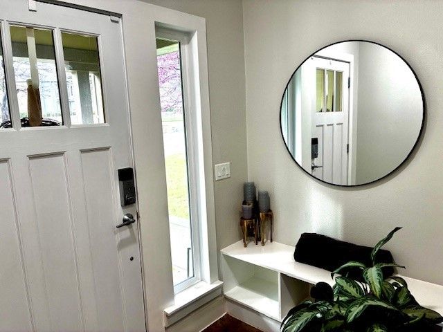 807 N Van Buren Avenue, Dallas, TX 75208