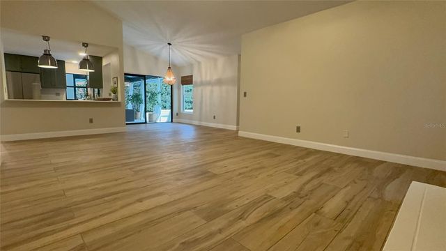 9115 BAY SIDE COURT, Orlando, FL 32819