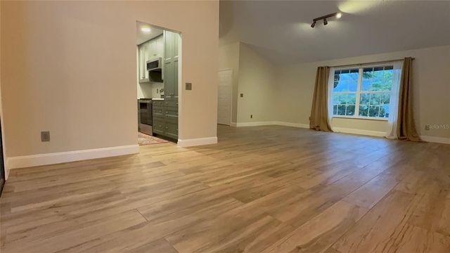 9115 BAY SIDE COURT, Orlando, FL 32819