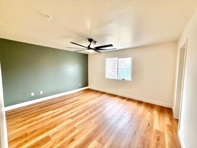 2283 N Sonora Lane, Fresno, CA 93722