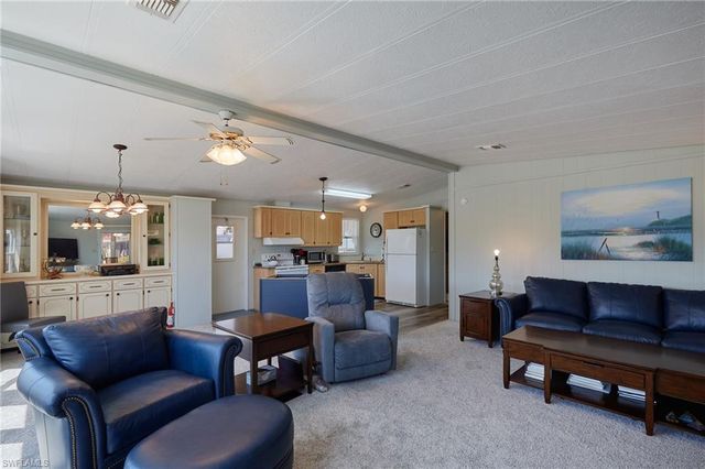 15 Ilex ST, Alva, FL 33920