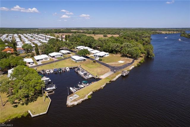 15 Ilex ST, Alva, FL 33920