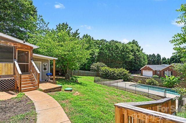 113 Heather Glen Lane, Belmont, NC 28012