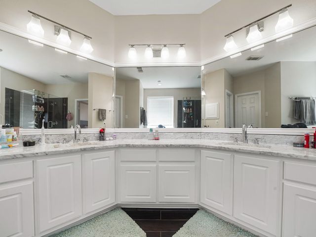 5710 Eldridge Glen Drive, Houston, TX 77041