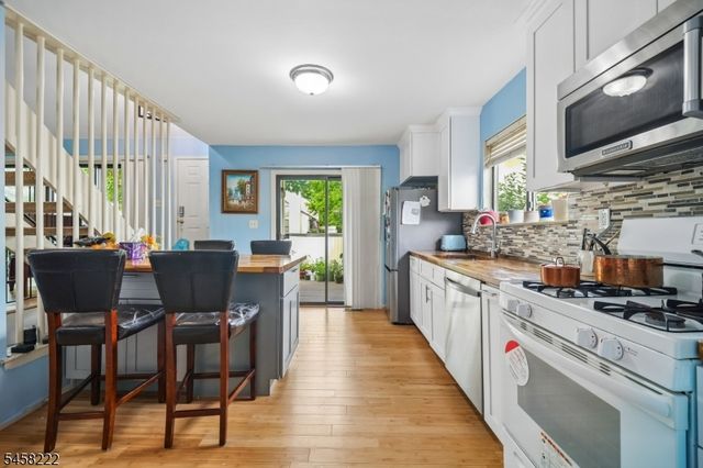 177 Locust Ln, Bernards Twp., NJ 07920