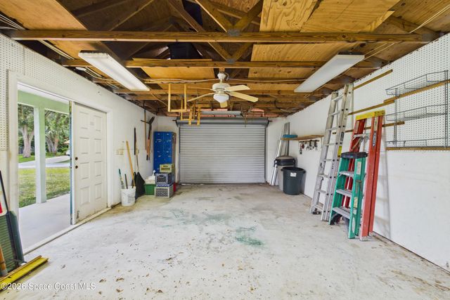 470 Golden Dove Avenue NE, Palm Bay, FL 32907