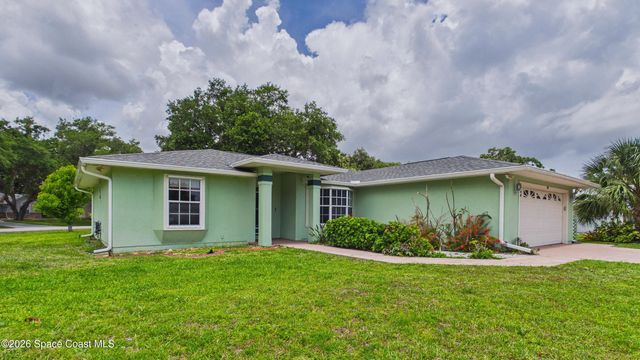 470 Golden Dove Avenue NE, Palm Bay, FL 32907