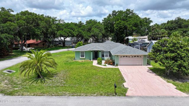 470 Golden Dove Avenue NE, Palm Bay, FL 32907