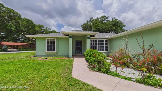 470 Golden Dove Avenue NE, Palm Bay, FL 32907