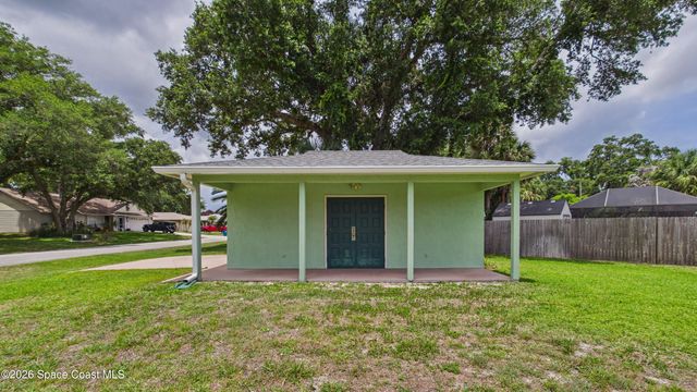 470 Golden Dove Avenue NE, Palm Bay, FL 32907