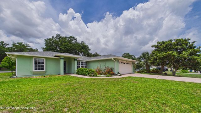 470 Golden Dove Avenue NE, Palm Bay, FL 32907