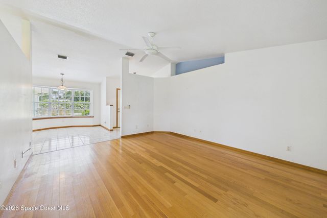 470 Golden Dove Avenue NE, Palm Bay, FL 32907