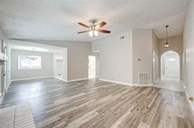 6802 Glenray Drive, Houston, TX 77084