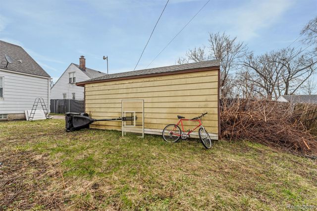 10023 Artesian, Detroit, MI 48228