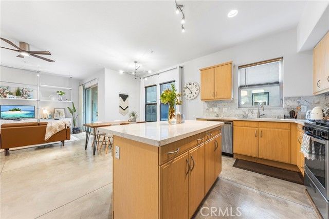 210 N Spurgeon Street, Santa Ana, CA 92701