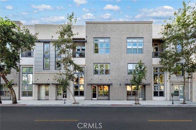 210 N Spurgeon Street, Santa Ana, CA 92701