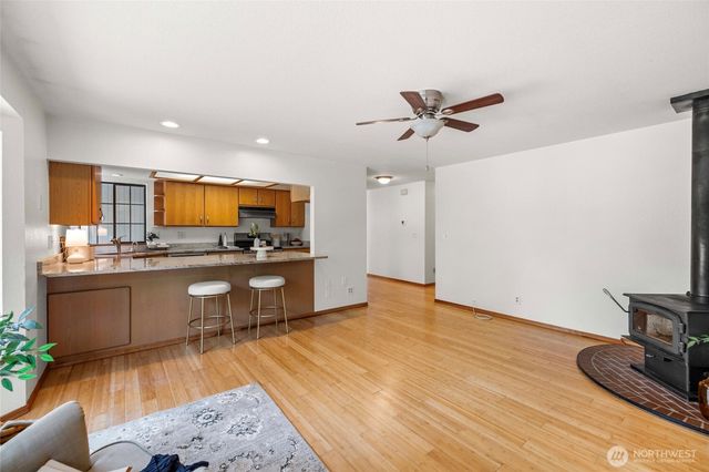 511 Kloshe Way, La Conner, WA 98257