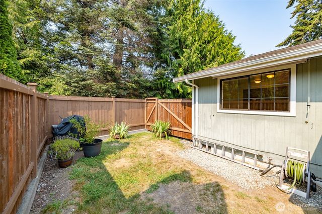 511 Kloshe Way, La Conner, WA 98257