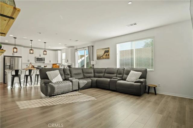 30295 Singer Ln, Menifee, CA 92584