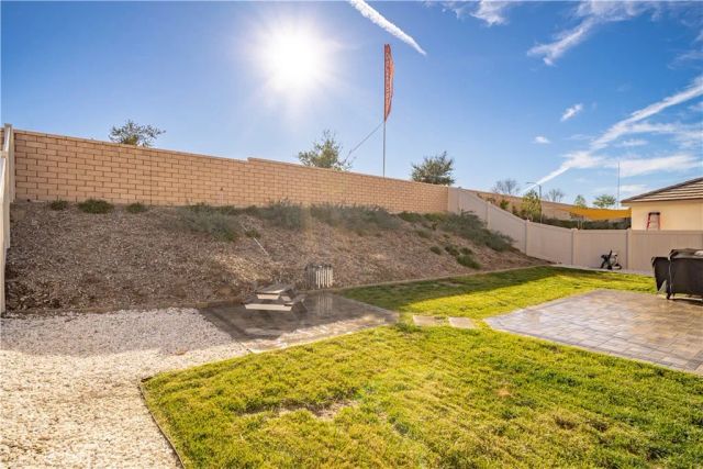 30295 Singer Ln, Menifee, CA 92584