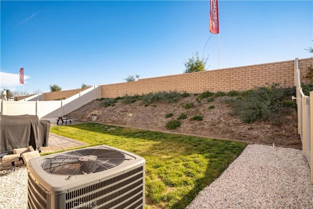 30295 Singer Ln, Menifee, CA 92584