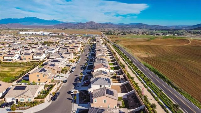 30295 Singer Ln, Menifee, CA 92584