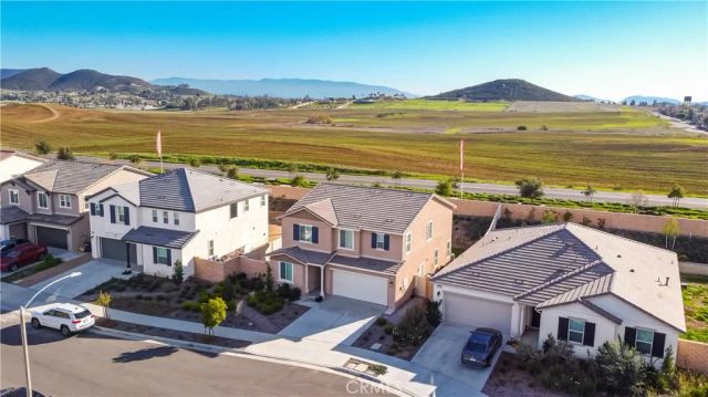 30295 Singer Ln, Menifee, CA 92584