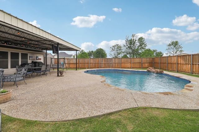 202 Southview Drive, Fate, TX 75189