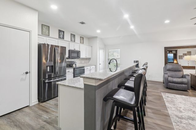 202 Southview Drive, Fate, TX 75189