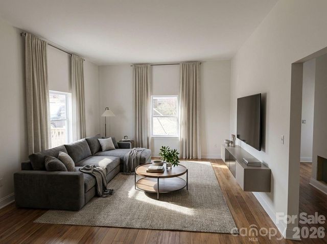 1820 N Hewitt Avenue, Newton, NC 28658