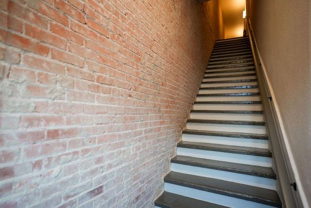 210 E Washington Avenue C, Navasota, TX 77868