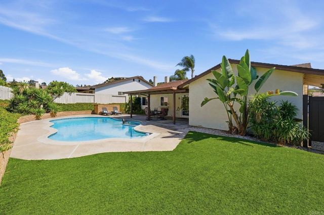 2324 Valley Lake Drive, El Cajon, CA 92020