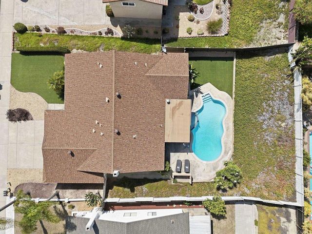 2324 Valley Lake Drive, El Cajon, CA 92020