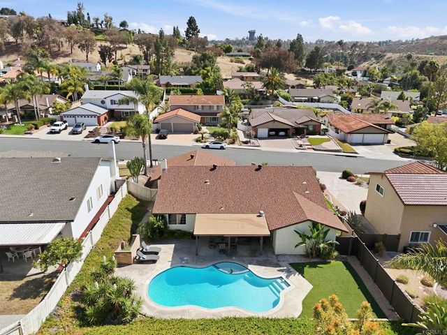 2324 Valley Lake Drive, El Cajon, CA 92020