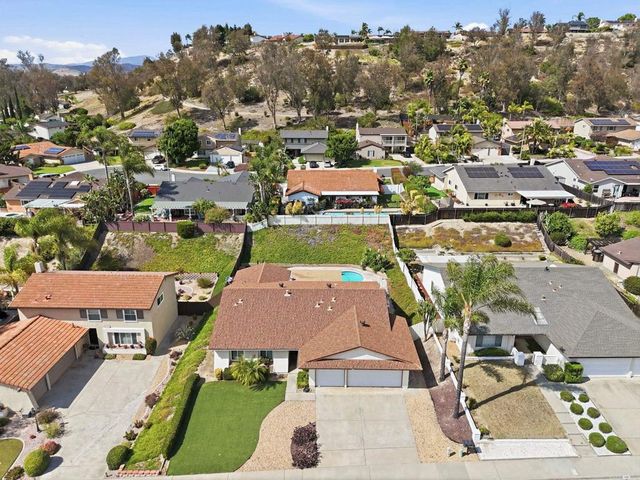 2324 Valley Lake Drive, El Cajon, CA 92020