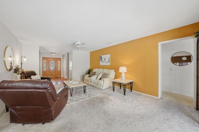 2324 Valley Lake Drive, El Cajon, CA 92020