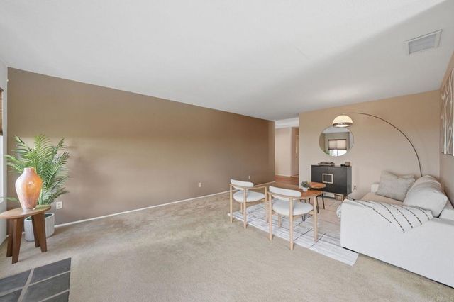 2324 Valley Lake Drive, El Cajon, CA 92020