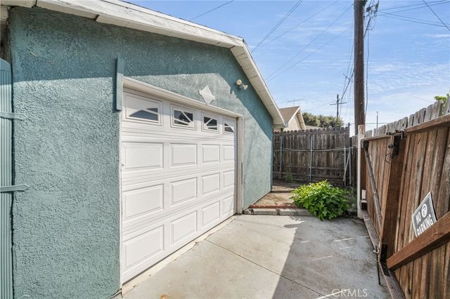 180 E 67th Street, Long Beach, CA 90805